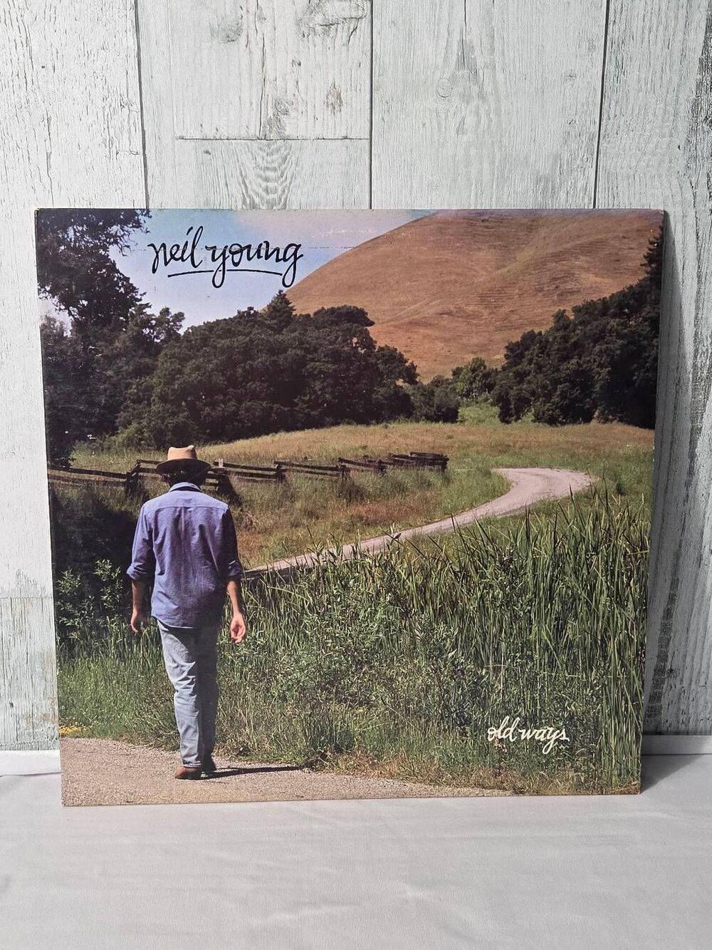 Neil Young 1975 Geffen Records Old Ways Vinyl LP Record
